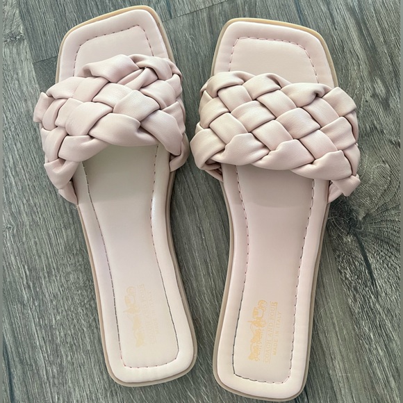 Coach Shoes - COACH Pink Sandals Size 10 Preowned